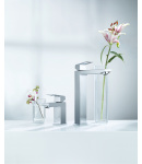 Смеситель на столешницу для раковины XL-размера Grohe Eurocube (23406000) фото - 7